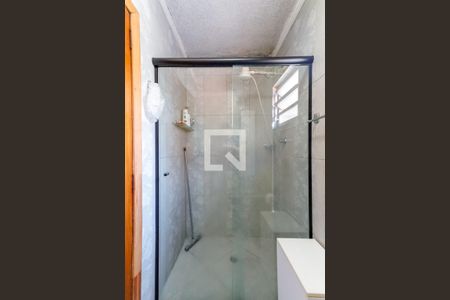 Casa para alugar com 317m², 4 quartos e 5 vagas Casa para alugar com 317m², 4 quartos e 5 vagasBanheiro da Suíte 2