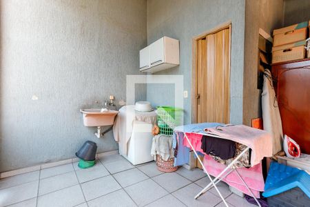 Casa para alugar com 317m², 4 quartos e 5 vagas Casa para alugar com 317m², 4 quartos e 5 vagasÁrea de Serviço