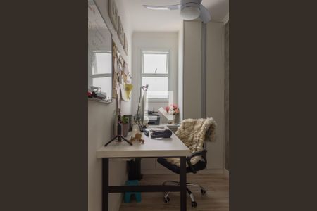 Apartamento à venda com 107m², 3 quartos e 2 vagasEscritório