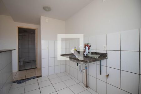 Cozinha e Área de Serviço de apartamento à venda com 2 quartos, 50m² em Samambaia Sul (samambaia), Brasília