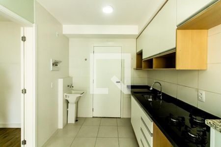 Cozinha de apartamento para alugar com 1 quarto, 35m² em Ferreira, São Paulo