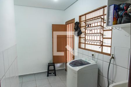 Casa para alugar com 424m², 2 quartos e 10 vagas Casa para alugar com 424m², 2 quartos e 10 vagasÁrea de serviço