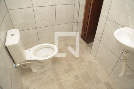 Casa para alugar com 37m², 2 quartos e sem vagaBanheiro da Suíte