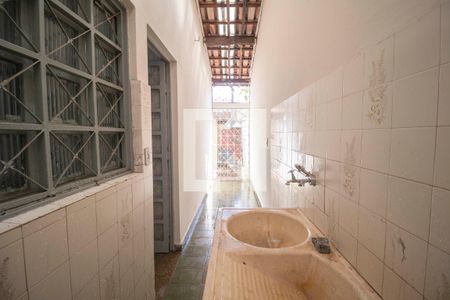 Casa para alugar com 109m², 2 quartos e 1 vagaÁrea de serviço