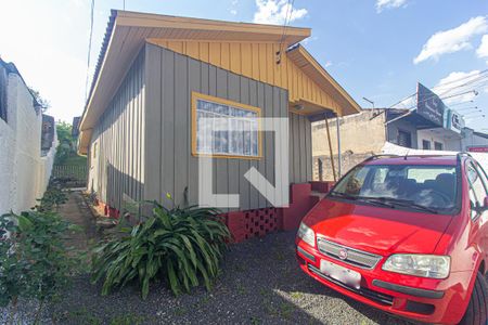 Casa para alugar com 50m², 2 quartos e 1 vaga Casa para alugar com 50m², 2 quartos e 1 vagaFachada