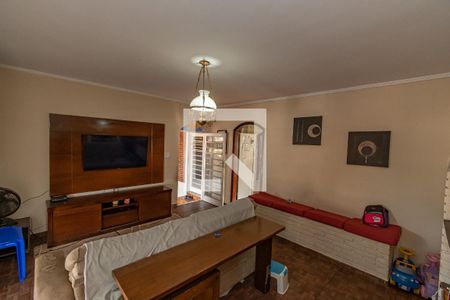 Sala de Estar/TV de casa à venda com 3 quartos, 320m² em Jardim Flamboyant, Campinas