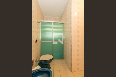 Casa à venda com 320m², 3 quartos e 3 vagasBanheiro Corredor