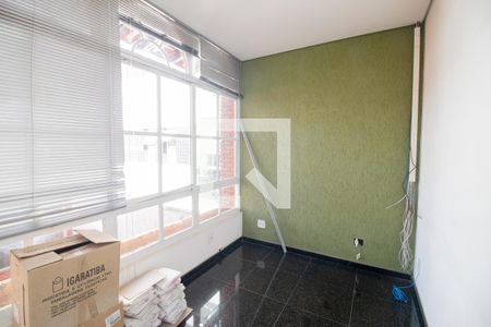 Casa para alugar com 520m², 7 quartos e 3 vagas Casa para alugar com 520m², 7 quartos e 3 vagasQuarto 2