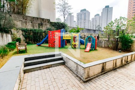 Apartamento à venda com 90m², 2 quartos e 2 vagasÁrea comum - Playground