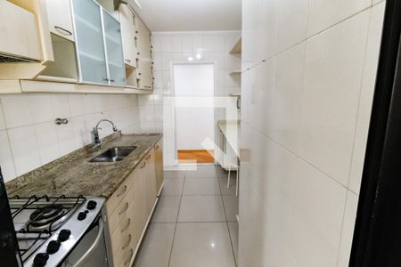 Apartamento à venda com 90m², 2 quartos e 2 vagasCozinha - Armários