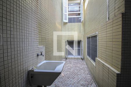 Casa à venda com 180m², 2 quartos e 2 vagas Casa à venda com 180m², 2 quartos e 2 vagasÁrea de Serviço 2