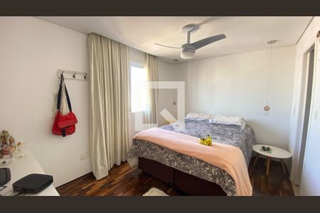 Apartamento à venda com 200m², 3 quartos e 2 vagasSuíte 