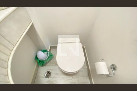 Apartamento à venda com 200m², 3 quartos e 2 vagasLavabo 