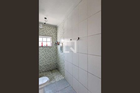 Casa à venda com 125m², 3 quartos e 3 vagasBanheiro da suíte