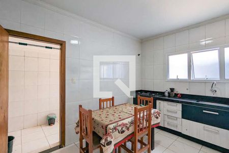 Casa à venda com 125m², 3 quartos e 3 vagasCozinha