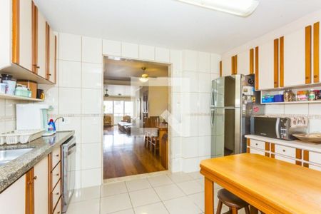 Apartamento à venda com 155m², 4 quartos e 3 vagas