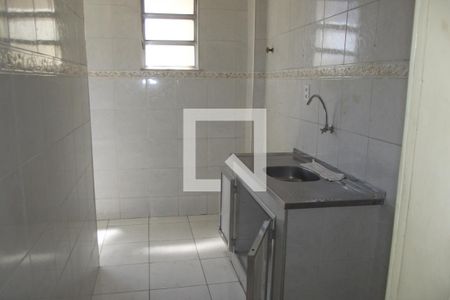Cozinha de apartamento para alugar com 2 quartos, 45m² em Pilares, Rio de Janeiro