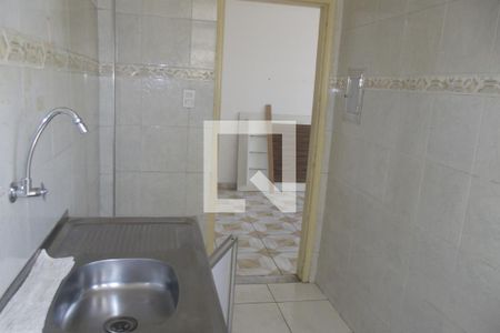 Cozinha de apartamento para alugar com 2 quartos, 45m² em Pilares, Rio de Janeiro