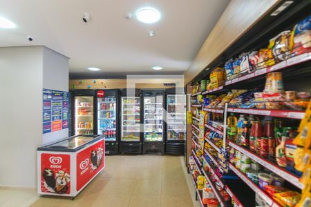 Apartamento à venda com 58m², 2 quartos e 1 vagaMinimercado