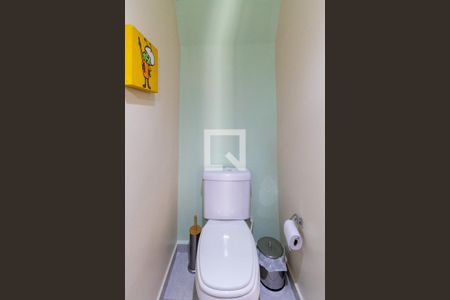 Casa à venda com 156m², 2 quartos e 2 vagasLavabo