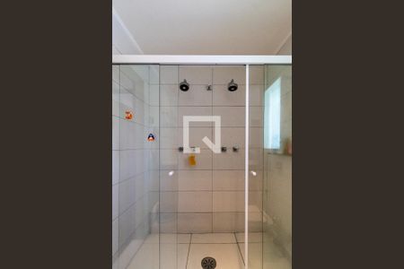 Casa à venda com 156m², 2 quartos e 2 vagasBanheiro da Suíte