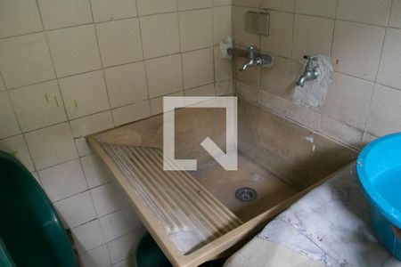 Casa à venda com 100m², 4 quartos e 1 vagaÁrea de Serviço