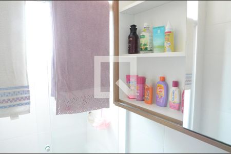 Apartamento à venda com 72m², 2 quartos e 2 vagasBanheiro da Suíte 1