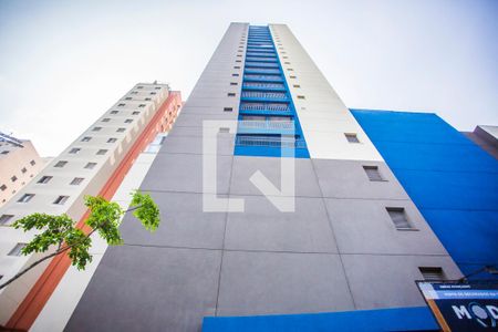 Apartamento para alugar com 77m², 3 quartos e 1 vaga Apartamento para alugar com 77m², 3 quartos e 1 vagaFachada