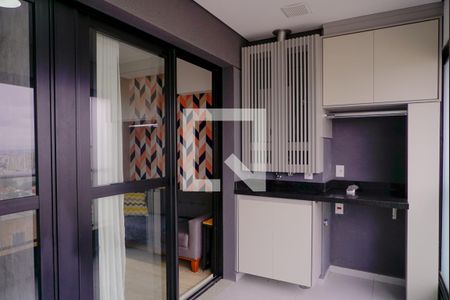 Apartamento para alugar com 37m², 1 quarto e 1 vagaVaranda