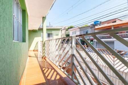Casa à venda com 150m², 4 quartos e 2 vagas Casa à venda com 150m², 4 quartos e 2 vagasÁrea Externa