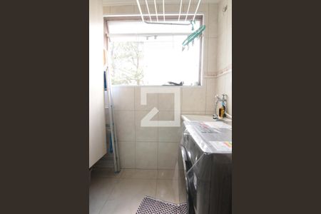 Apartamento à venda com 65m², 3 quartos e 1 vagaÁrea de Serviço
