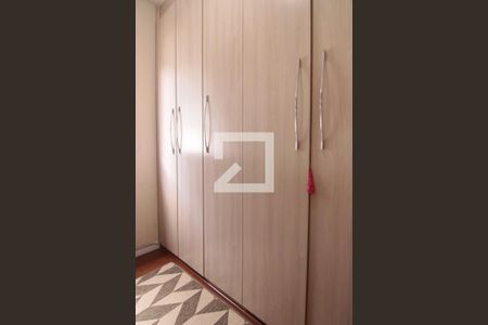 Apartamento à venda com 65m², 3 quartos e 1 vagaQuarto 2
