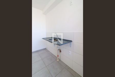 Apartamento para alugar com 42m², 2 quartos e sem vaga Apartamento para alugar com 42m², 2 quartos e sem vagaPia cozinha