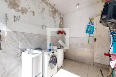 Casa à venda com 360m², 4 quartos e 4 vagasÁREA DE SERVIÇO