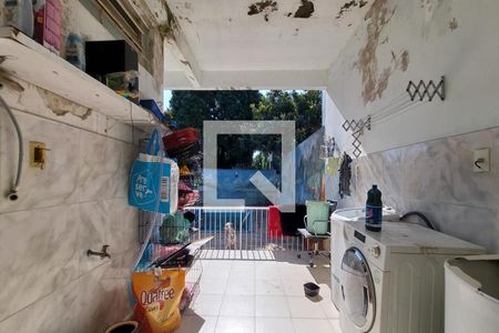 Casa à venda com 360m², 4 quartos e 4 vagasÁREA DE SERVIÇO