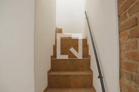 Escada de casa para alugar com 3 quartos, 110m² em Vila da Saúde, São Paulo