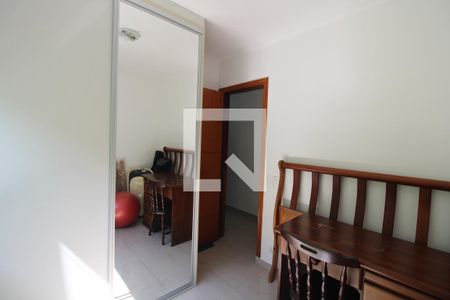 Casa à venda com 97m², 3 quartos e 2 vagasQuarto 3