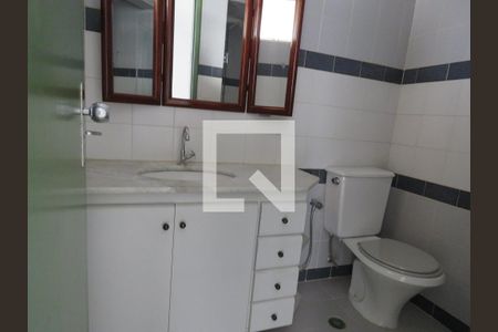 Apartamento para alugar com 120m², 3 quartos e 2 vagasBanheiro da Suíte