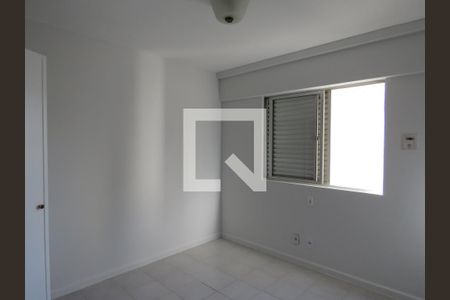 Apartamento para alugar com 120m², 3 quartos e 2 vagasQuarto