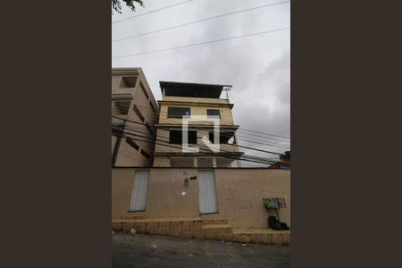 Fachada da casa de casa para alugar com 2 quartos, 80m² em Ramos, Rio de Janeiro