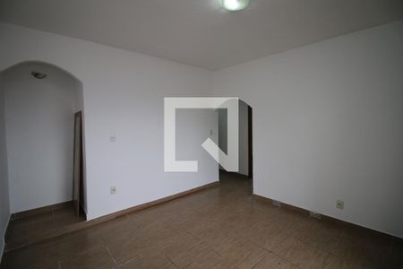 Sala de casa para alugar com 2 quartos, 80m² em Ramos, Rio de Janeiro