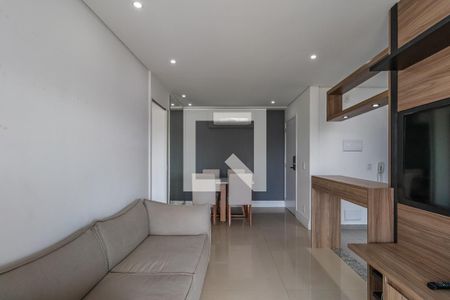 Sala de apartamento para alugar com 2 quartos, 63m² em Empresarial 18 do Forte, Barueri