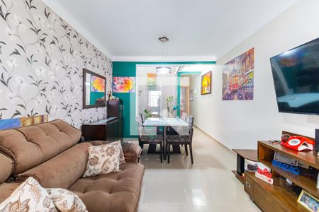Sala de casa à venda com 3 quartos, 106m² em Vila Romano, São Paulo