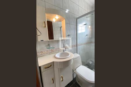 Banheiro da Suíte 1 de casa para alugar com 2 quartos, 80m² em Jardim Silveira, Barueri