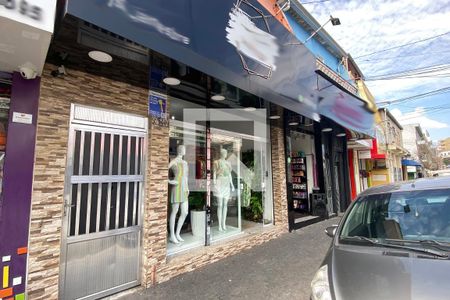 Casa para alugar com 80m², 2 quartos e sem vagaFachada