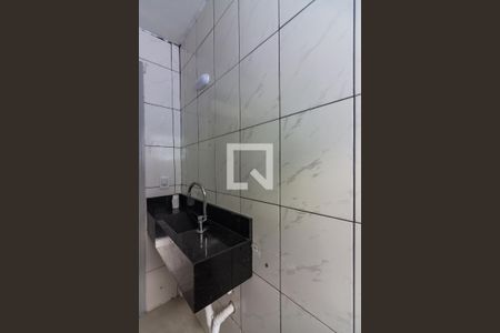 Casa à venda com 220m², 4 quartos e 4 vagas Casa à venda com 220m², 4 quartos e 4 vagasBanheiro