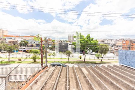 Casa à venda com 220m², 4 quartos e 4 vagas Casa à venda com 220m², 4 quartos e 4 vagasVista