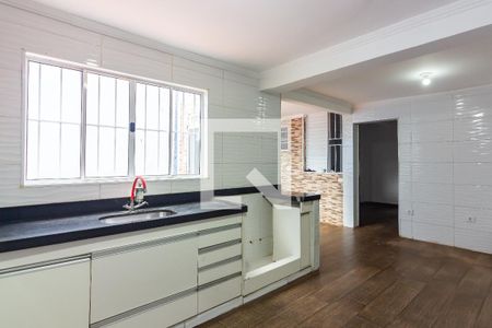 Casa à venda com 220m², 4 quartos e 4 vagas Casa à venda com 220m², 4 quartos e 4 vagasCozinha