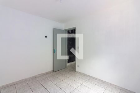 Casa à venda com 220m², 4 quartos e 4 vagas Casa à venda com 220m², 4 quartos e 4 vagasQuarto 1