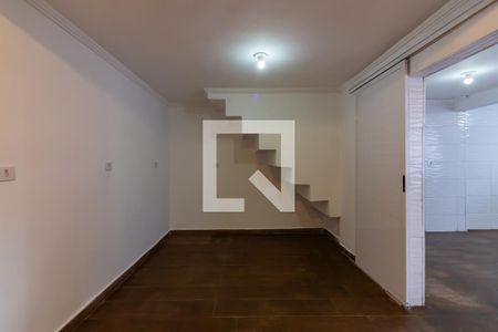 Casa à venda com 220m², 4 quartos e 4 vagas Casa à venda com 220m², 4 quartos e 4 vagassuíte 2